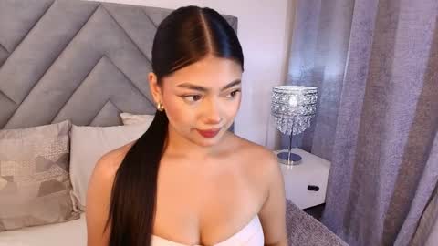 sara_owens7 online show from April 27, 1:57 am