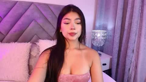 sara_owens7 online show from April 21, 1:53 am