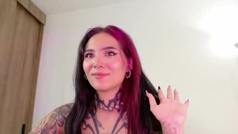 Sara online show from April 24, 2:31 pm