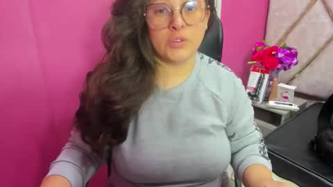 sara_thonson_ online show from March 31, 3:28 am