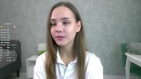 Snapshot of sara_whooops chatting on October 9, 7:07 pm Im Sara online show from October 9, 7:07 pm