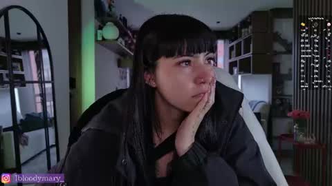 Sara online show from August 6, 8:05 pm