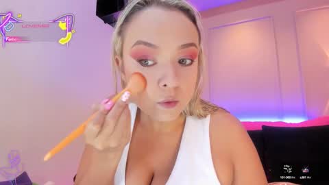 SaraAvila  online show from September 13, 11:24 pm