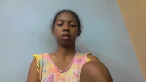 sarah146341 online show from April 14, 11:10 am