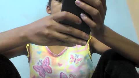 sarah146341 online show from April 25, 7:11 pm