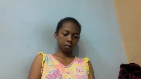 sarah146341 online show from April 10, 9:59 am