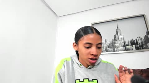 sarah_ashbourne online show from January 7, 11:46 am