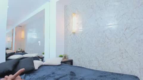 sarah online show from September 24, 12:26 pm