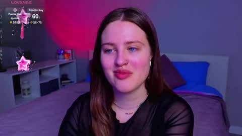 Sarah online show from April 28, 11:30 pm