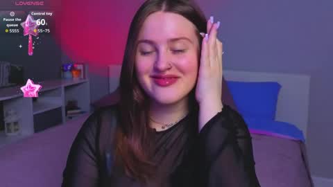 Sarah online show from April 23, 11:18 pm