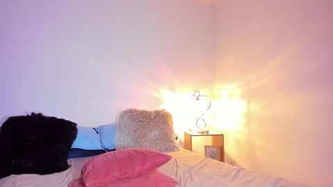 Sarah and Erik online show from November 14, 2:11 am