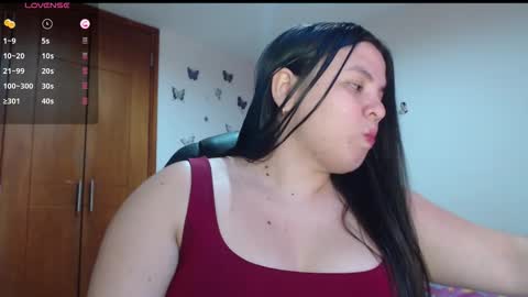 Sarah online show from October 19, 10:45 pm