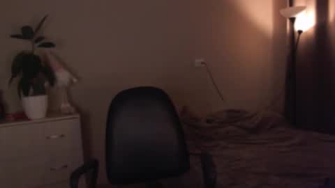 Sarah online show from December 18, 3:06 pm