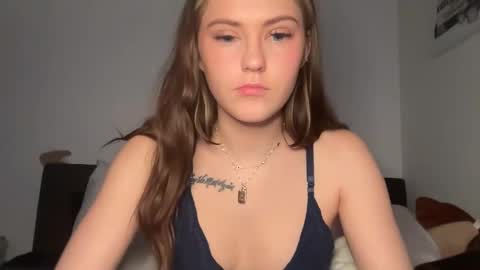 SarahxOliver online show from February 5, 11:19 pm