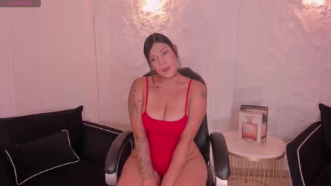 Sarah  independent model online show from March 15, 5:20 am