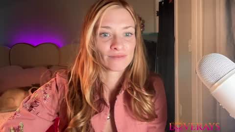 saraloverays online show from September 30, 1:33 am