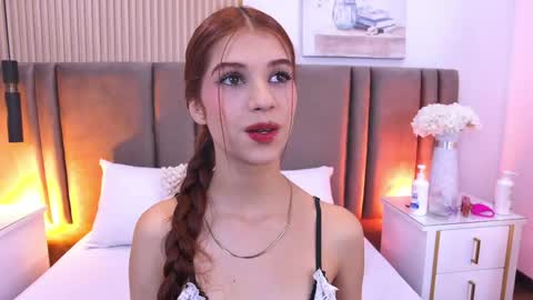 Sara Lugo  online show from April 24, 8:22 pm