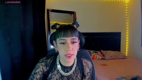 Sara  online show from April 17, 8:16 am