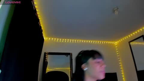 Sara  online show from April 16, 6:03 am