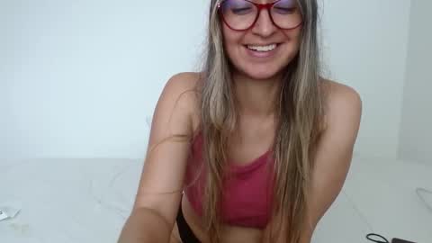 sara online show from December 28, 7:01 pm