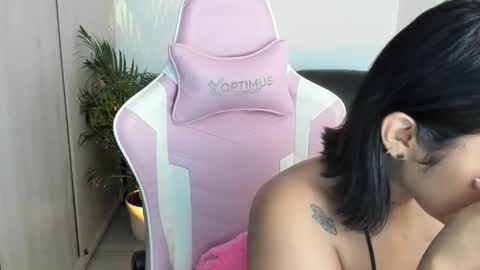 saratukkerr online show from December 19, 4:16 am