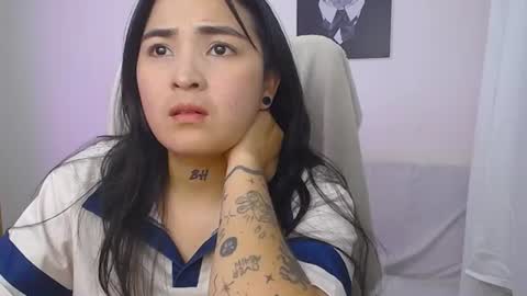 sarayjones1 online show from August 9, 4:40 am