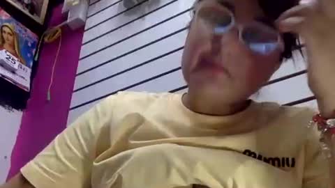 mery online show from April 25, 4:59 pm