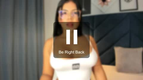 Sara  online show from April 28, 8:02 pm