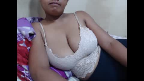 saronette online show from January 14, 7:17 am