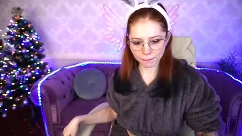 Snapshot of sasha_exclusive chatting on December 29, 8:26 pm Sasha Exclusive online show from December 29, 8:26 pm