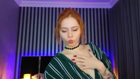 Snapshot of sasha_exclusive chatting on September 30, 7:30 pm Sasha Exclusive online show from September 30, 7:30 pm
