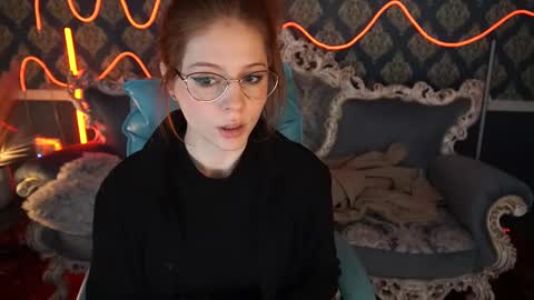 Snapshot of sasha_exclusive chatting on February 15, 8:45 pm Sasha Exclusive online show from February 15, 8:45 pm