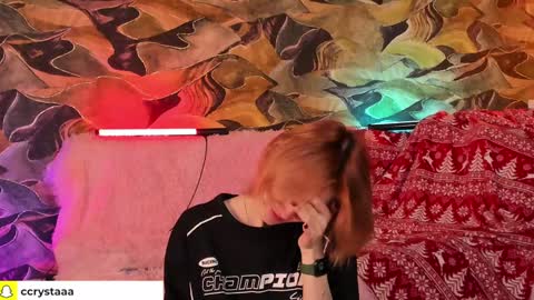 Christina Chris online show from December 8, 3:10 am