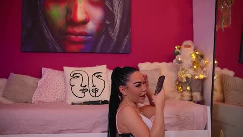 SashaLorenz online show from December 15, 4:40 am