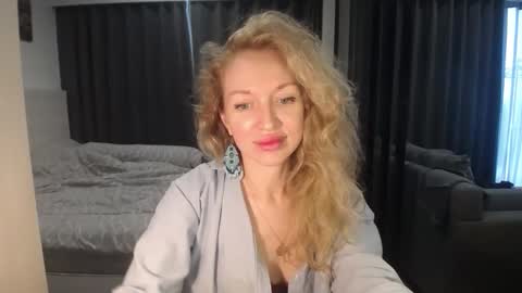 Sasha online show from May 7, 4:28 am