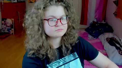 .Alexandra online show from April 28, 4:00 pm