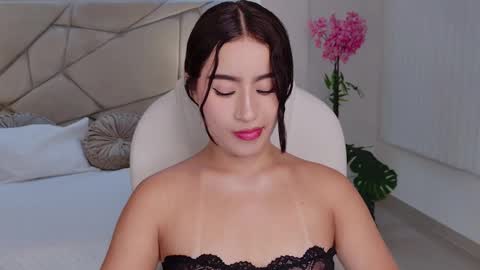 saskia litt online show from January 17, 4:20 am