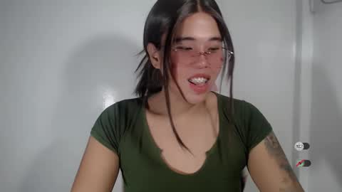 Snapshot of sassy_jane chatting on January 3, 4:37 pm Jane online show from January 3, 4:37 pm