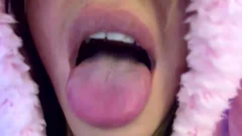 sassydoll420 online show from March 9, 2:59 am