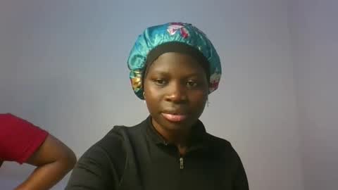 sassytannia online show from March 6, 11:05 am