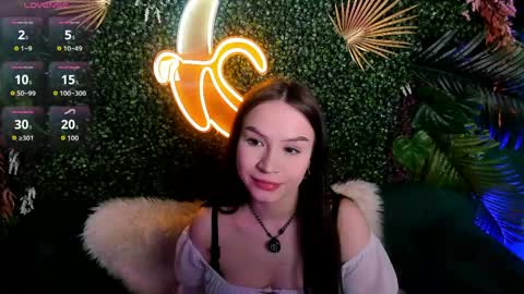   online show from May 5, 6:11 pm