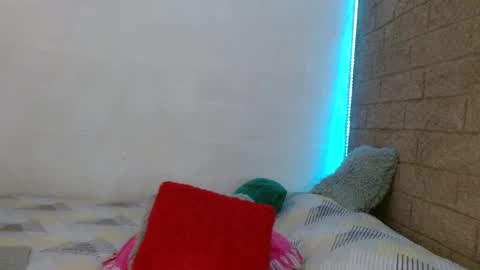 Sativa online show from December 4, 6:06 pm