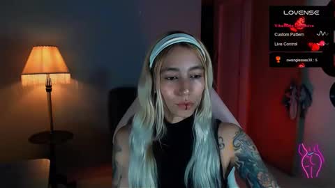 Snapshot of saucy_jenn1 chatting on January 11, 3:44 am I AM JENN online show from January 11, 3:44 am