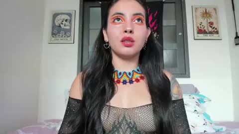 Zaren online show from April 23, 9:39 pm