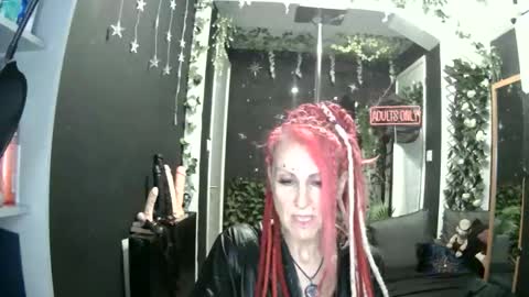 SaucySky online show from April 24, 11:07 pm