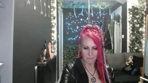 SaucySky online show from September 21, 10:41 pm