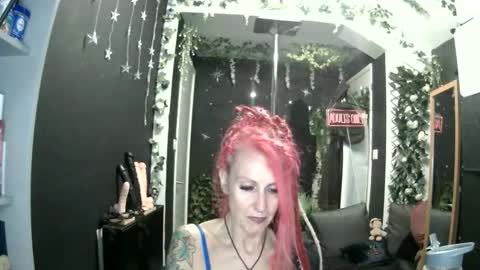 SaucySky online show from June 5, 11:44 pm