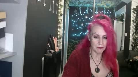 SaucySky online show from November 3, 2:37 am