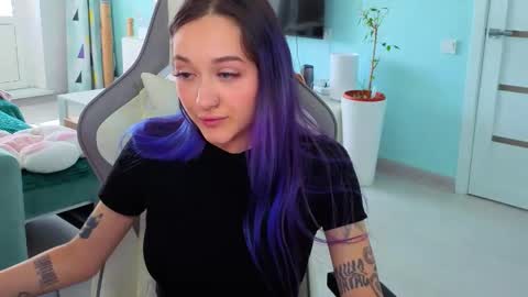 Ariel online show from April 9, 6:19 am