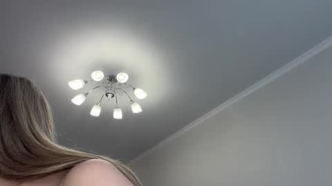 savagesigh online show from June 3, 3:39 pm